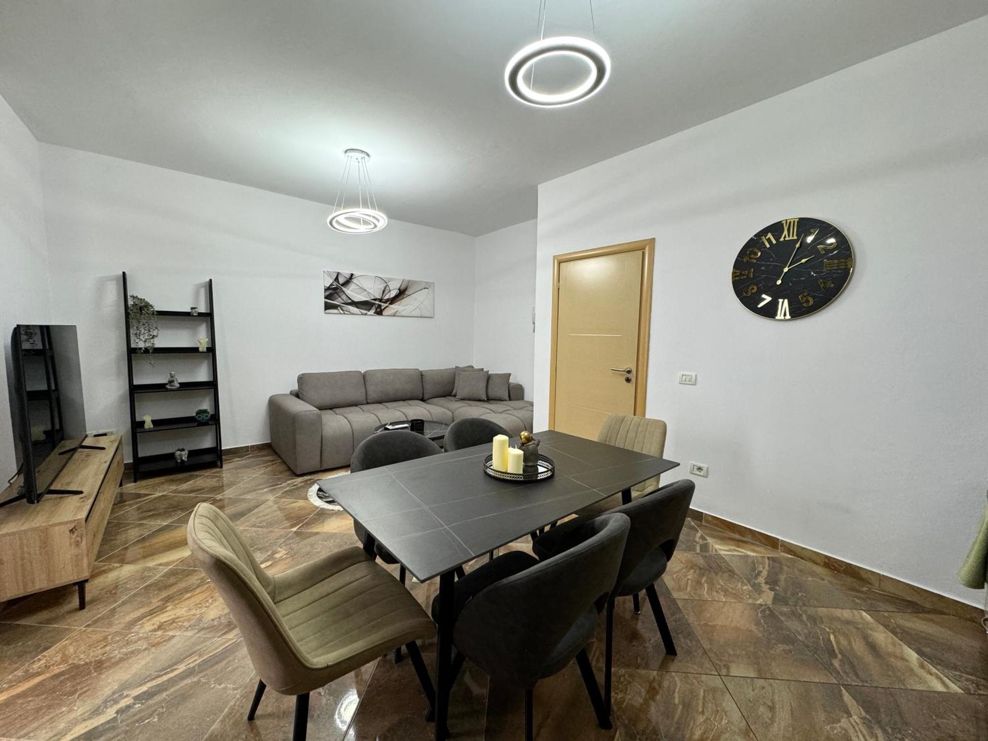 Luxury Apartments In City Center Дуррес Екстер'єр фото